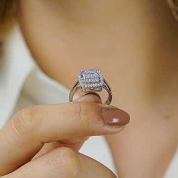 Baget Taşlı Kare Model 925 Ayar Gümüş Yüzük