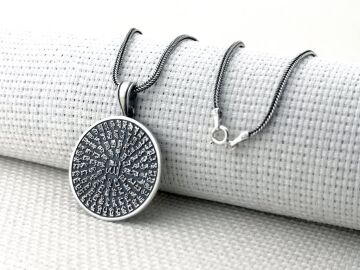 Allah'ın 99 İsmi Yazılı Esmaül Hüsna 925 Ayar Gümüş Kolye