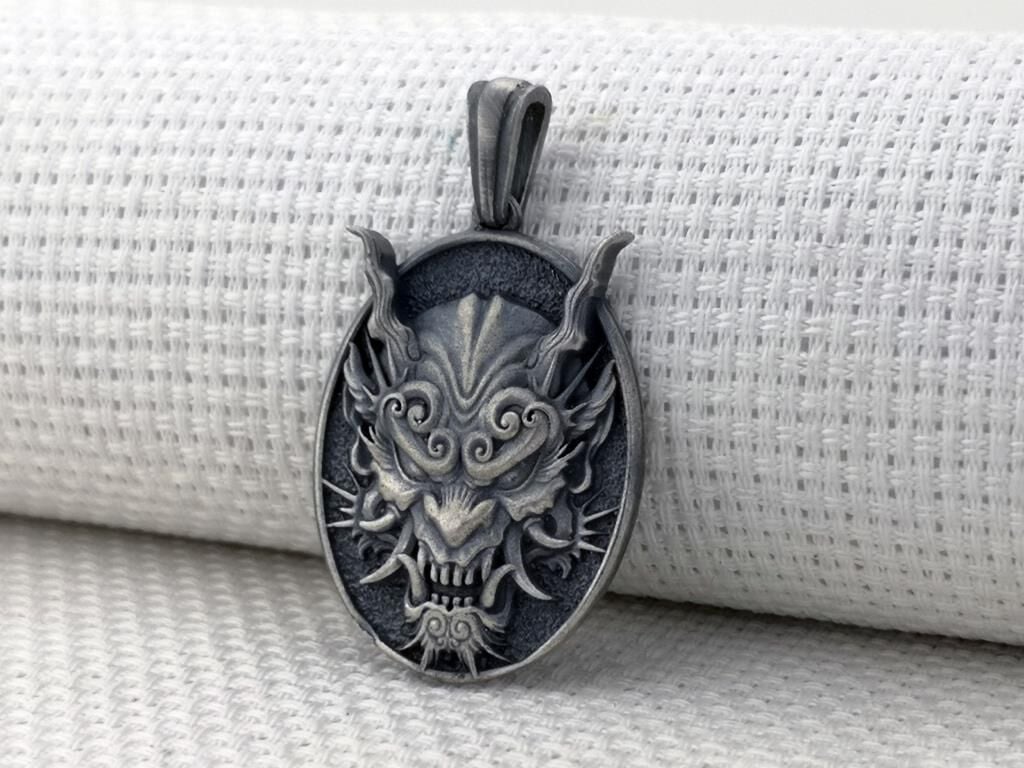 Japon Oni Maskesi Tasarımlı 3 Boyutlu 925 Ayar Gümüş Kolye Ucu