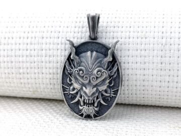 Japon Oni Maskesi Tasarımlı 3 Boyutlu 925 Ayar Gümüş Kolye Ucu