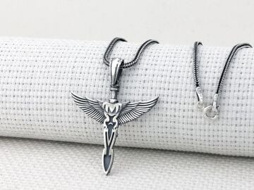 Kanatlı Kılıç 925 Ayar Gümüş Kolye