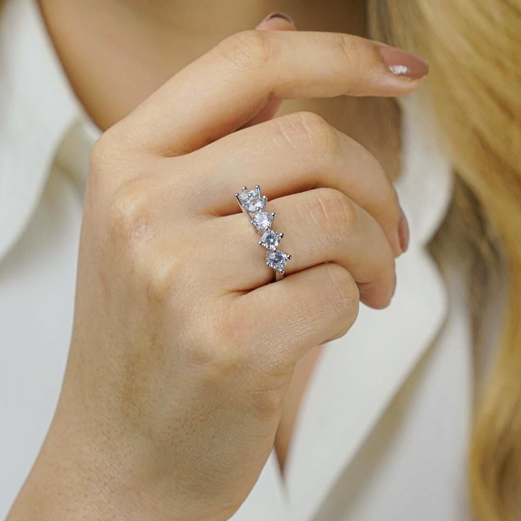 Pırlanta Tasarımlı 925 Ayar Gümüş BeştaşYüzük