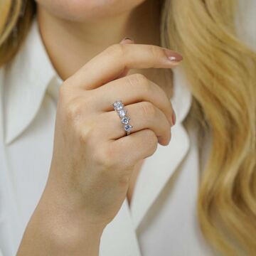 Pırlanta Tasarımlı 925 Ayar Gümüş BeştaşYüzük