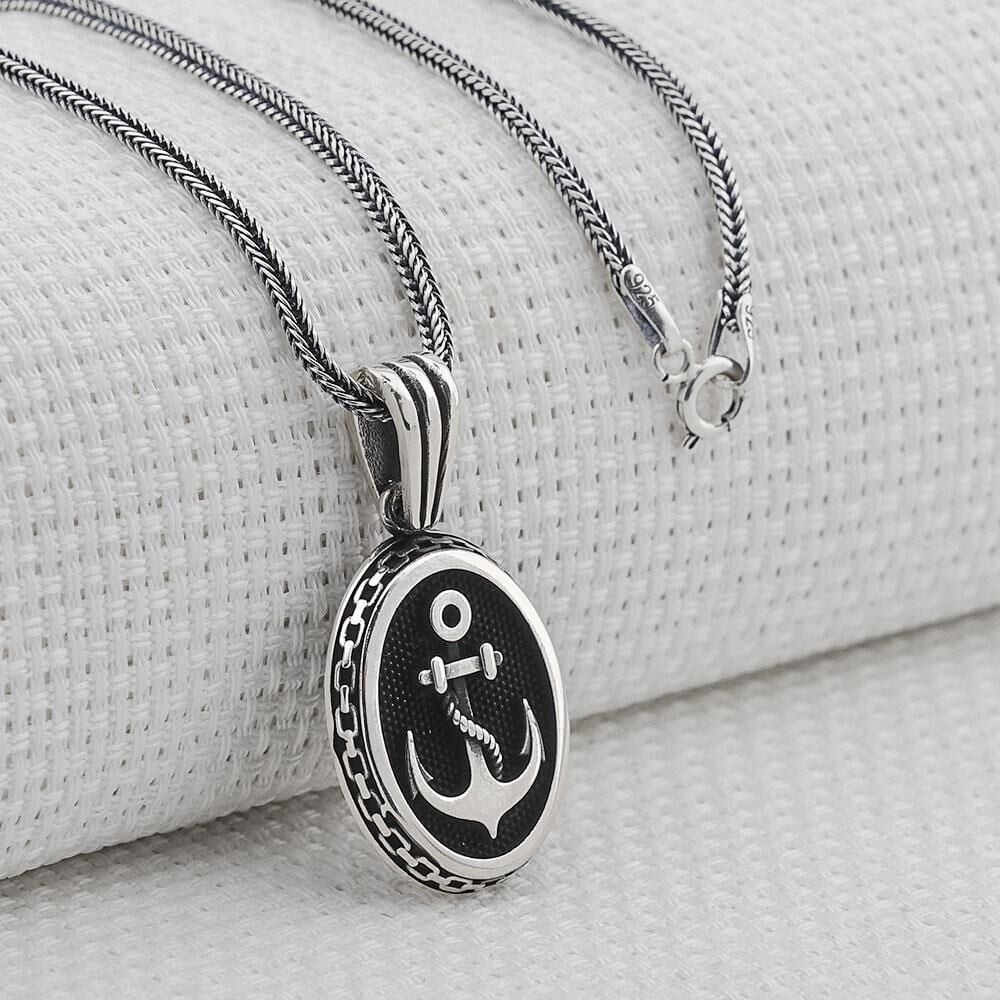 Oval Çapa Motifli 925 Ayar Gümüş Kolye