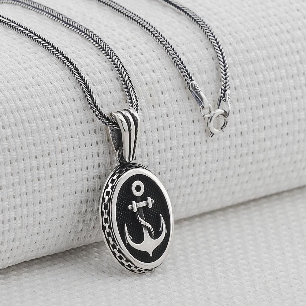 Oval Çapa Motifli 925 Ayar Gümüş Kolye