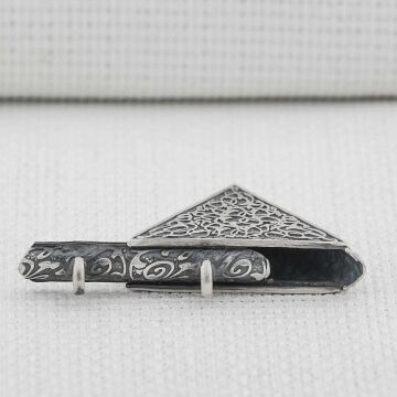 Desenli 925 Ayar Gümüş Üçgen Muska Kabı Orta Boy Kalın Zincirli