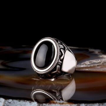 SİYAH ONİX TAŞLI OVAL MODEL 925 AYAR GÜMÜŞ ERKEK YÜZÜK