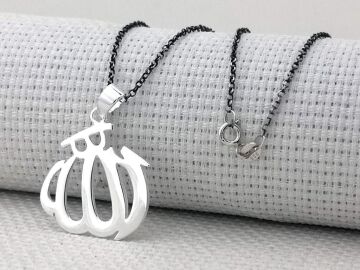 Allah Yazılı Büyük Boy Parlak 925 Ayar Gümüş Kadın Kolye