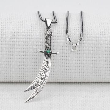Yeşil Taşlı Zülfikar Kılıç Tasarımlı 925 Ayar Gümüş Kolye