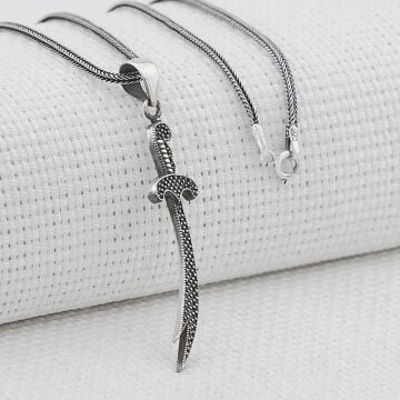 Nokta Desenli 925 Ayar Gümüş Zülfikar Kılıç Kolye