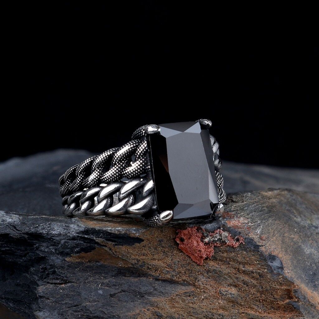 Siyah Renk Zirkon Taşlı Örgü Model Gümüş Erkek Yüzük