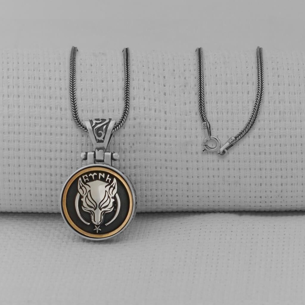 Göktürkçe Türk Yazılı Kurt Tasarımlı Ortası Dönen 925 Ayar Gümüş Kolye