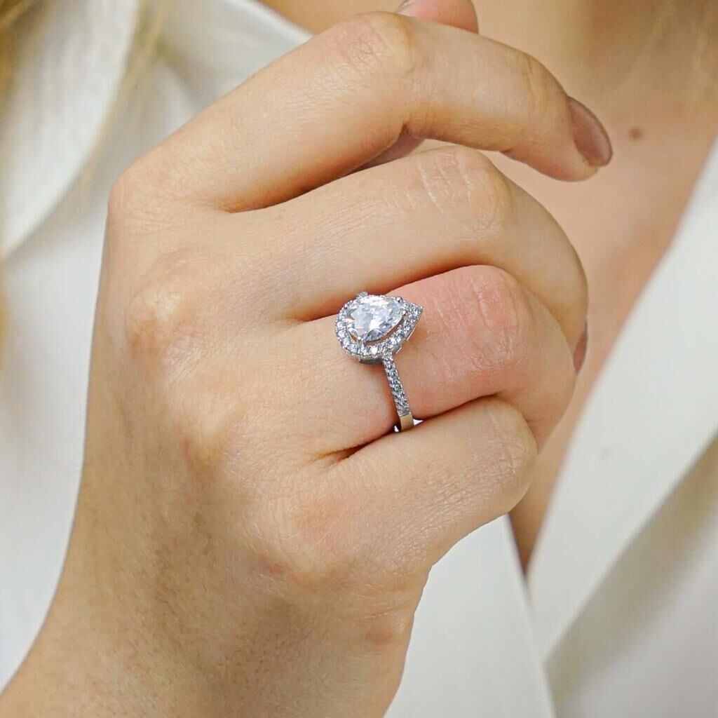 Pırlanta Tasarımlı Damla Model TekTaş Gümüş Yüzük