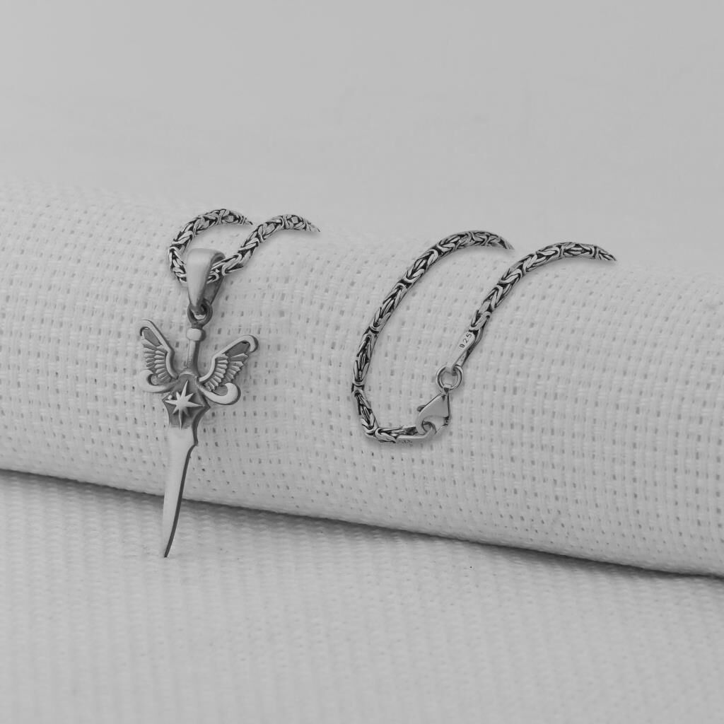 Melek Kanatlı Kılıç Tasarımlı 925 Ayar Erkek Gümüş Kolye