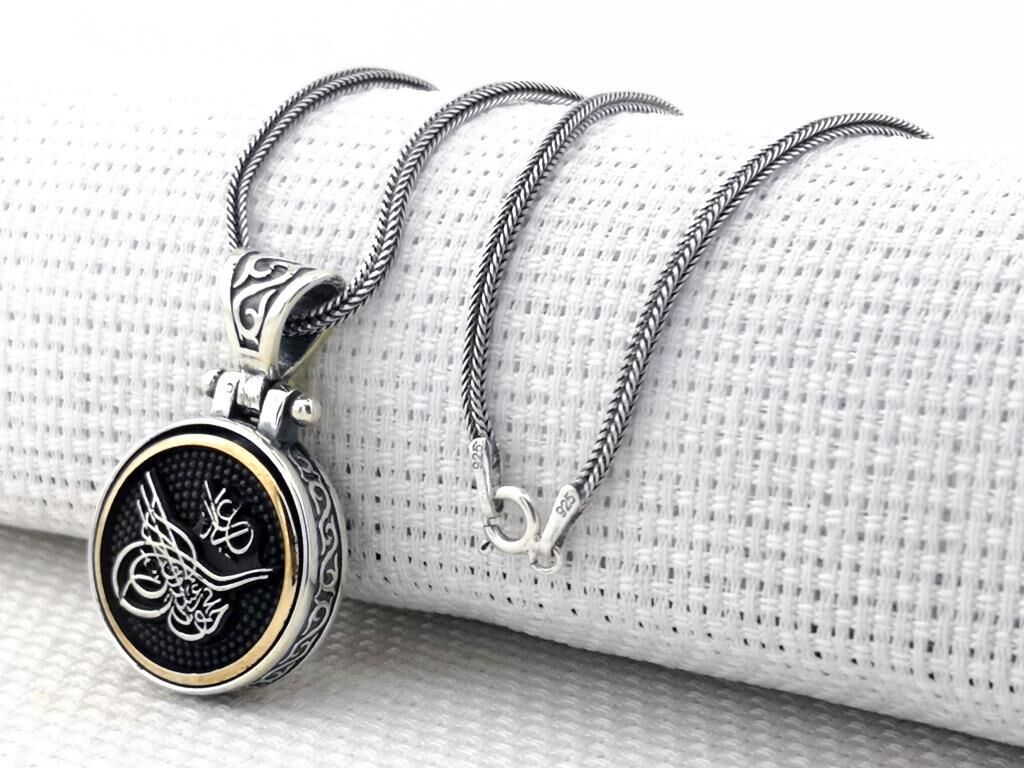 Osmanlı Tuğrası Tasarımlı Ortası Dönen 925 Ayar Gümüş Kolye