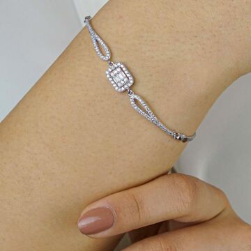 Pırlanta Tasarımlı Baget Taşlı 925 Ayar Gümüş Bileklik