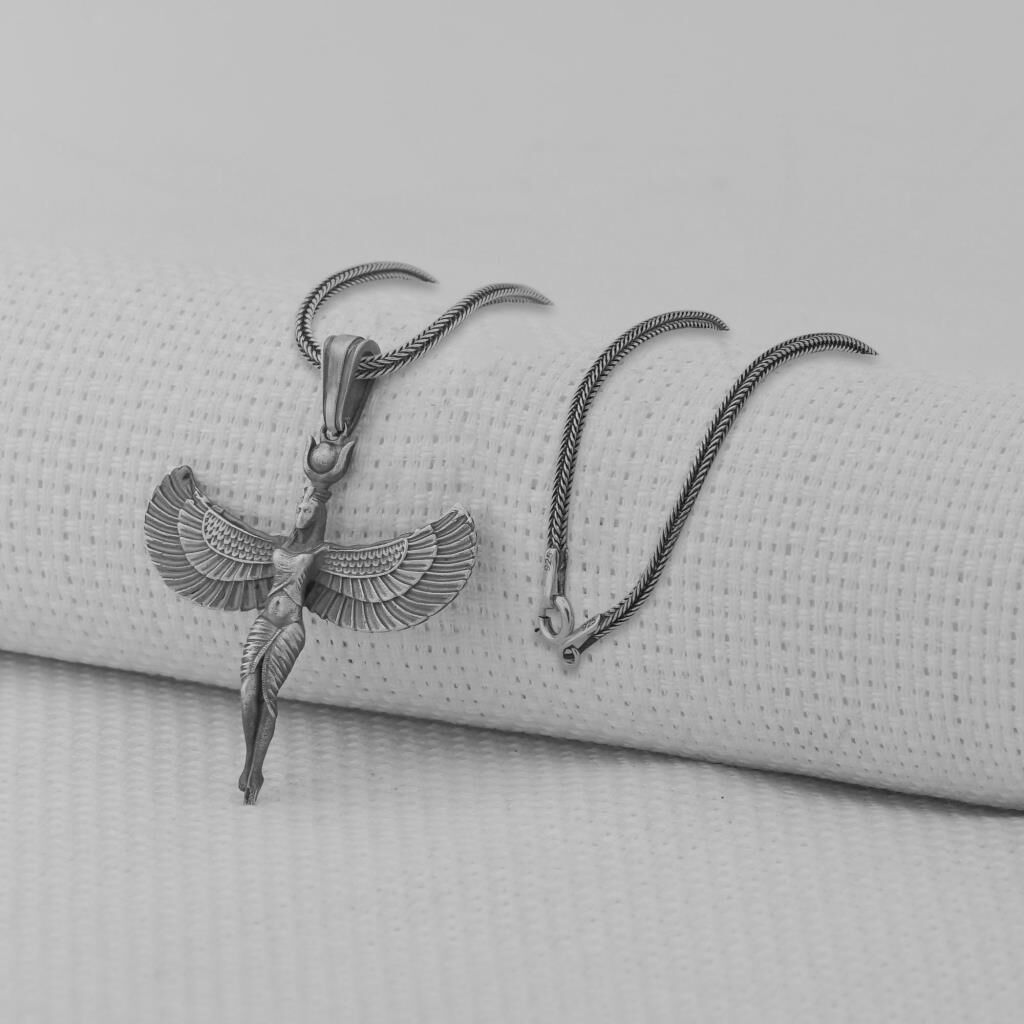 Antik Mısır Tanrıçası İsis Figürlü 3 Boyutlu 925 Ayar Gümüş Kolye