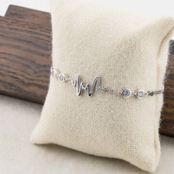 925 Ayar Gümüş Zirkon Taşlı Kalp Ritmi Bileklik