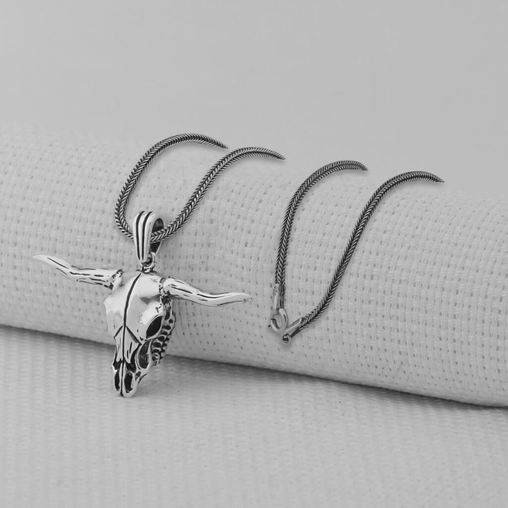 Boğa Kafatası 925 Ayar Erkek Gümüş Kolye