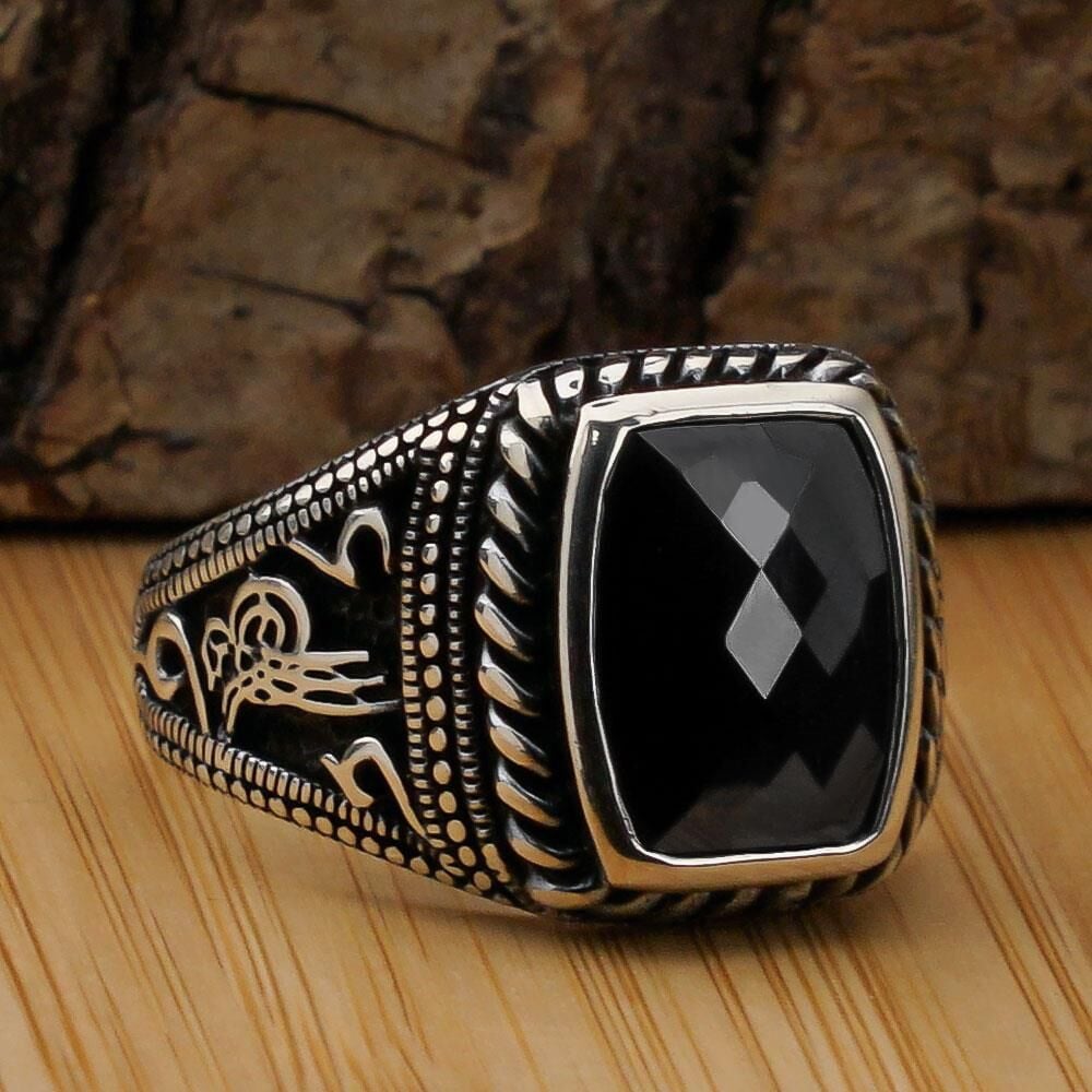 Siyah Zirkon Taşlı Osmanlı Tuğra Motifli 925 Ayar Gümüş ErkekYüzük