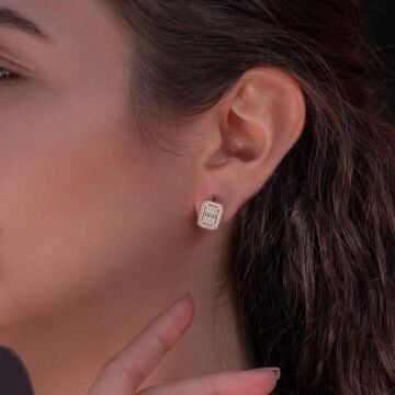 Baget Taşlı Altın Kaplama 925 Ayar Gümüş J Küpe