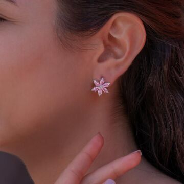 Lotus Çiçeği Tasarımlı Pembe Zirkon Taşlı 925 Ayar Gümüş Küpe