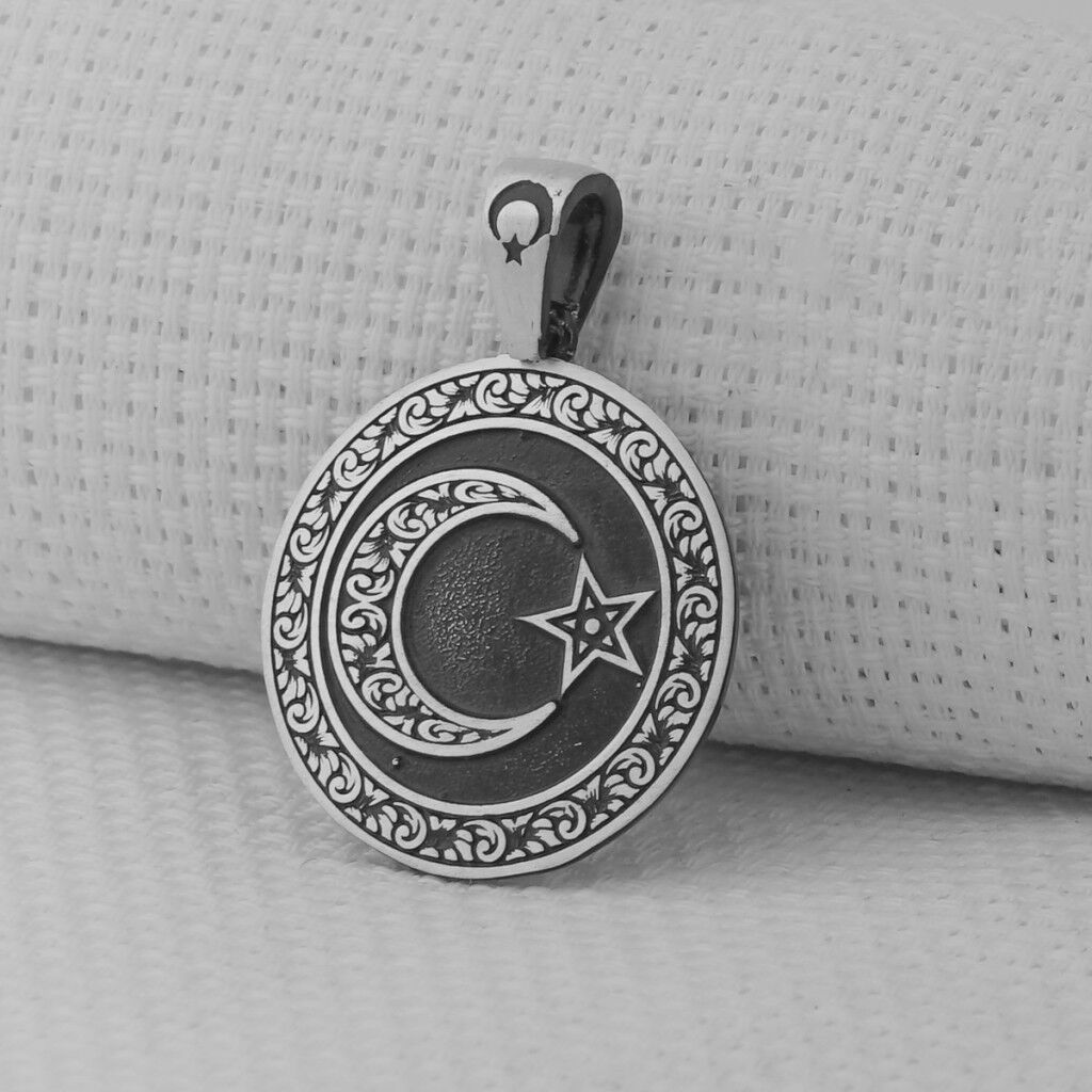 Gravür İşlemeli Siyah 925 Ayar Erkek Gümüş Büyük Boy Ay Yıldız Kolye Ucu