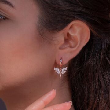 Melek Tasarımlı Rose Kaplama Sallantılı 925 Ayar Gümüş Küpe