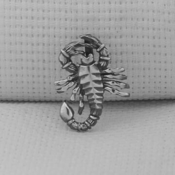 Akrep Büyük Boy 925 Ayar Gümüş Erkek Kolye Ucu