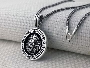 Aslan Figürlü Yuvarlak 925 Ayar Gümüş Kolye