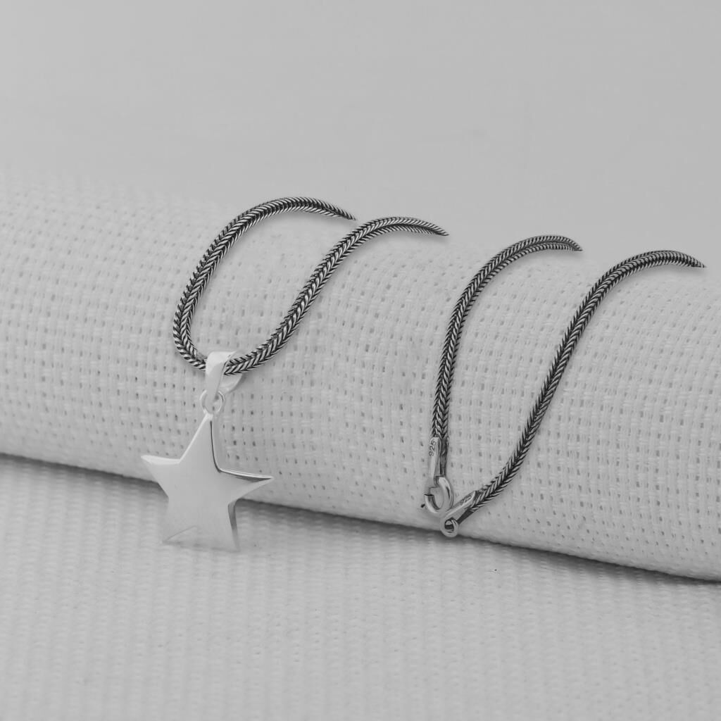 Parlak Yıldız Tasarımlı 925 Ayar Gümüş Kolye