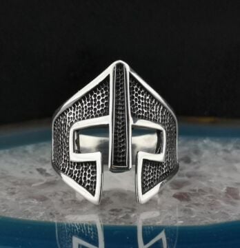 Özel Miğfer Tasarımlı 925 Ayar Gümüş Yüzük