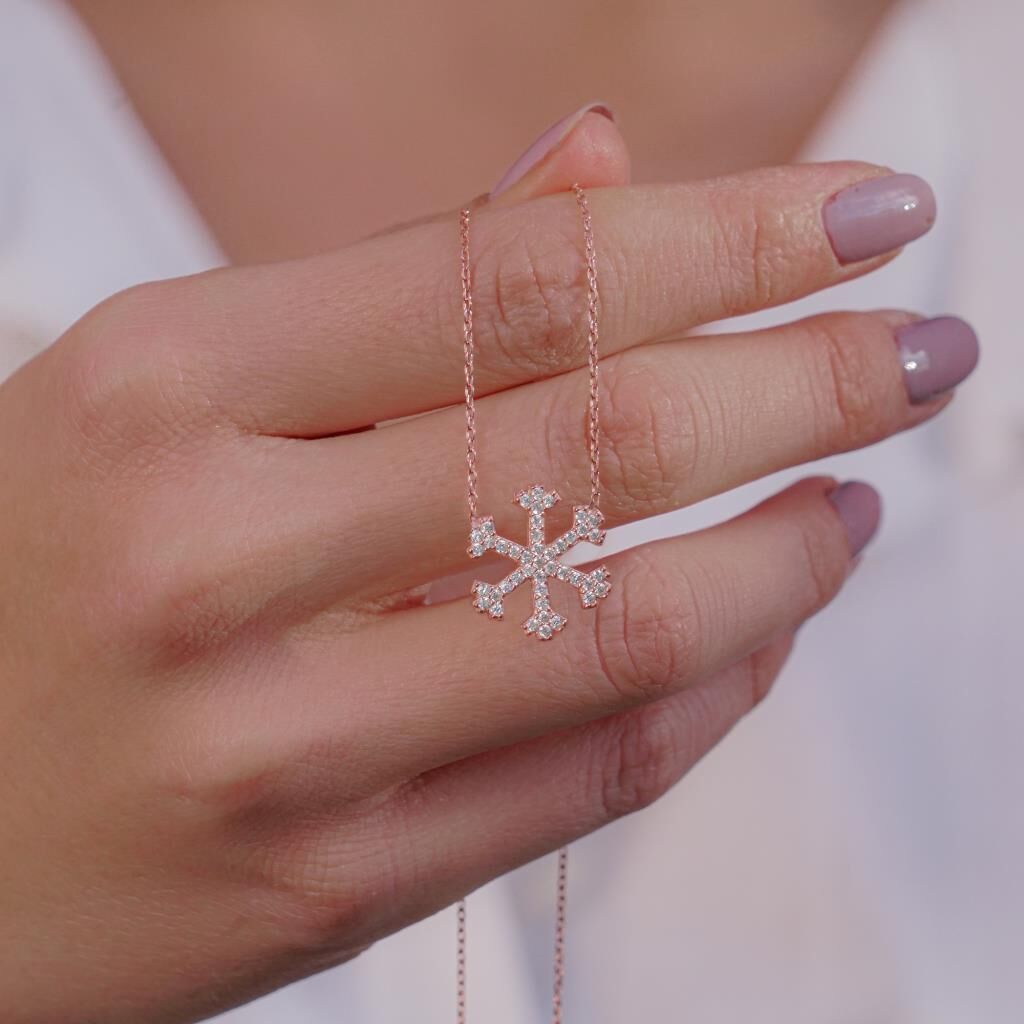 Kar Tanesi Tasarımlı Rose Kaplama 925 Ayar Gümüş Kadın Kolye