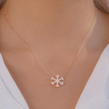 Kar Tanesi Tasarımlı Rose Kaplama 925 Ayar Gümüş Kadın Kolye