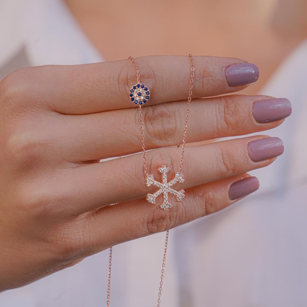 Kar Tanesi ve Nazar Tasarımlı Rose Kaplama 925 Ayar Gümüş Kadın Kolye