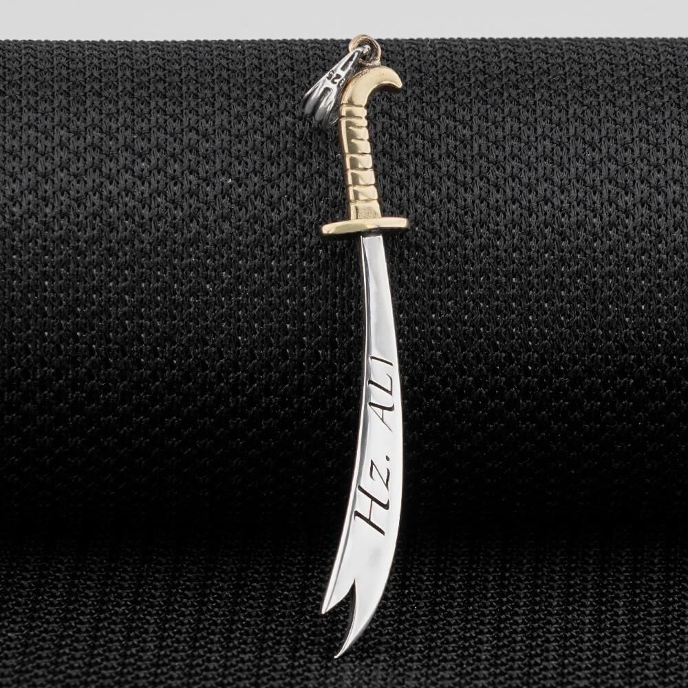 Türkçe ve Arapça Hz Ali Yazılı Zülfikar Kılıç Gümüş Kolye Ucu