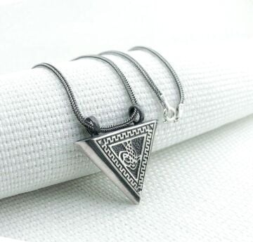 Osmanlı Tuğralı Üçgen Muska Kabı 925 Ayar Gümüş Kolye