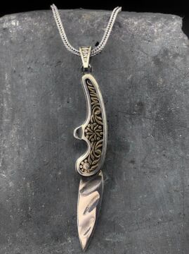 925 Ayar Bıçak Tasarımlı Gümüş Kolye