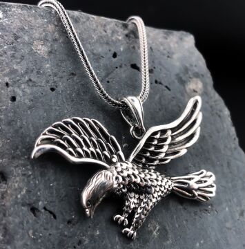 925 Ayar Kartal Tasarımlı Gümüş Kolye