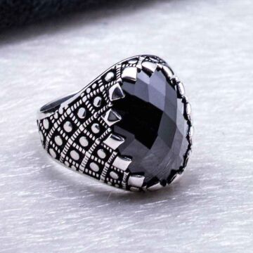 925 Ayar Gümüş Siyah Zirkon Taşlı  Yüzük Model 8