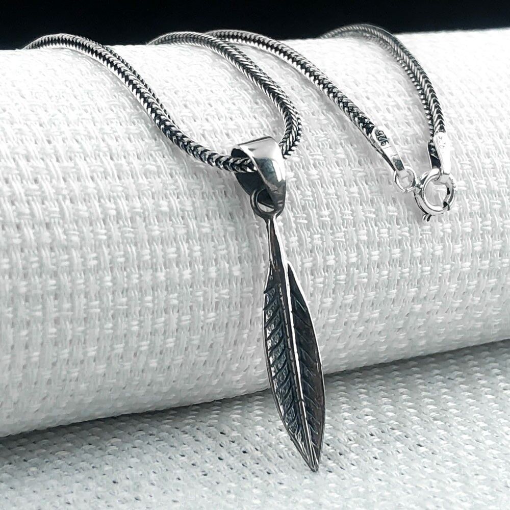 925 Ayar Kuş Tüyü Gümüş Kolye