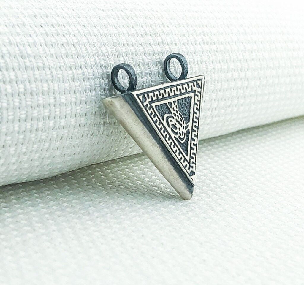 Osmanlı Tuğralı Üçgen Muska Kabı 925 Ayar Gümüş Kolye Ucu