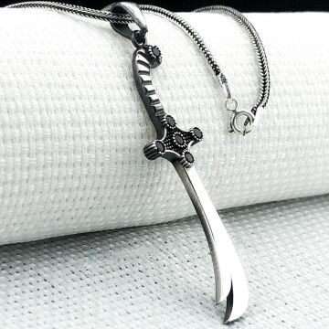 925 Ayar Siyah Taşlı Zülfikar Gümüş Kolye