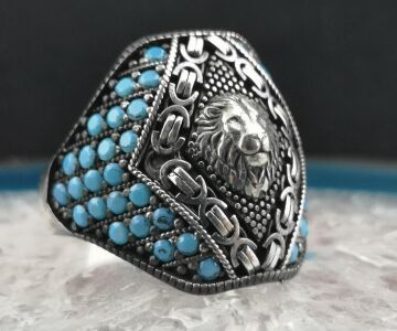 Özel Aslan Tasarımlı Mavi Mikro Taşlı 925 Ayar Gümüş Yüzük