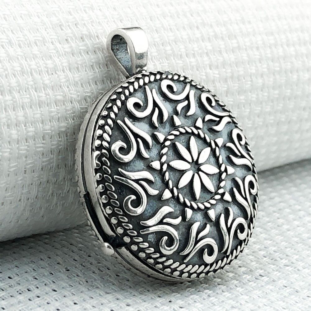 Yuvarlak 925 Ayar Cevşen Muska Kabı Kolye Ucu