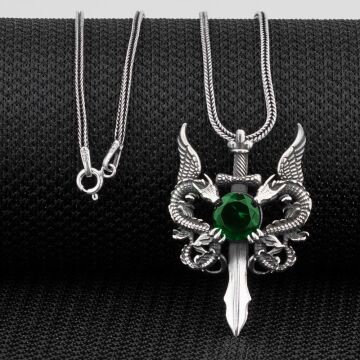 Çift Ejderha Tasarımlı Hançer Detaylı Yeşil Zirkon Taşlı 925 Ayar Gümüş Kolye