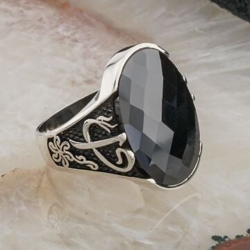 Siyah Zirkon Taşlı Elif Vav Detaylı  Gümüş Erkek Yüzük