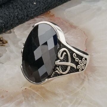 Siyah Zirkon Taşlı Elif Vav Detaylı  Gümüş Erkek Yüzük