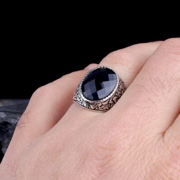 ZİRKON TAŞLI OVAL MODEL 925 AYAR GÜMÜŞ ERKEK YÜZÜK