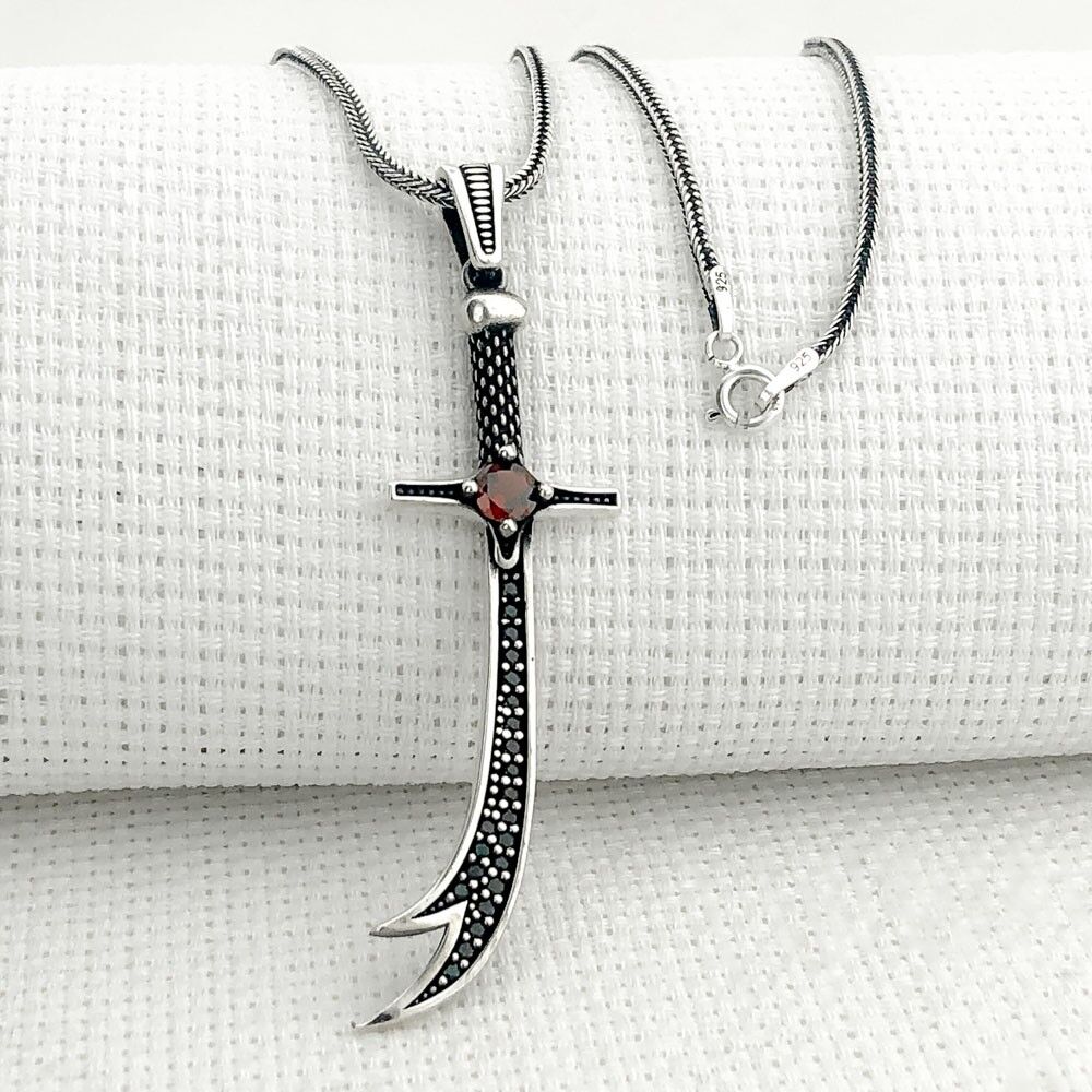 925 Ayar Gümüş Kırmızı Taşlı Zülfikar Kolye